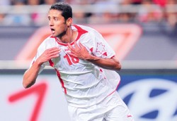 حسن عبد الفتاح في طريقه الى العربي القطري