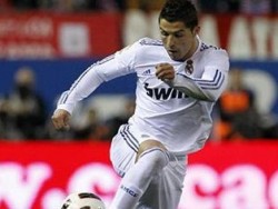 إصابة كريستيانو رونالدو تتفاقم في مباراة ريال مدريد ضد أتليتيكو