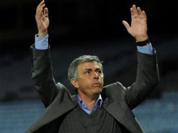 مانشستر سيتي يغري جوزيه مورينيو بـ10 ملايين إسترليني سنوياً