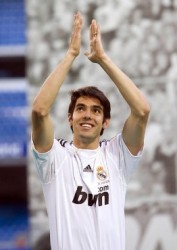 مورينيو: بوجود أوزيل وشاهين لا مكان لـ كاكا في الملكي