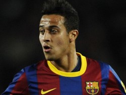 تياجو يمدد عقده مع برشلونة حتى 2015