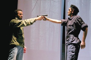 (ثلاث أحزان مسموعة).. لحظة بناء الروابط الإنسانية