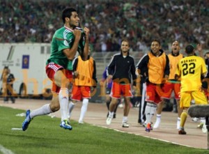 المارد يتخطى المنشية بصعوبة