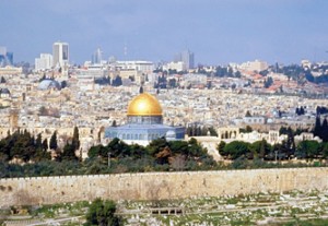 افتتاح (القدس.. هوية الزمان والمكان) في (الثقافي الملكي)