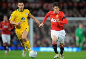 مانشستر يونايتد يسقط أمام كريستال بالاس ويخرج من كأس رابطة المحترفين