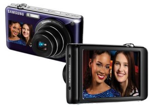 بالصور ..سامسونج تطلق كاميرا جديدة بشاشتين