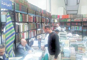 القاهرة للكتاب يحتفي بالثورات العربية