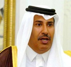 عملية تأخير غامضة لموعد هبوط طائرة بن جاسم في القاهرة