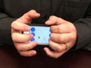 تطبيق على الأجهزة اللوحية يسهل الكتابة للمكفوفين