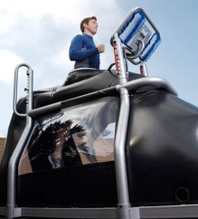 جهاز يسمح بممارسة الرياضة بانعدام الجاذبية