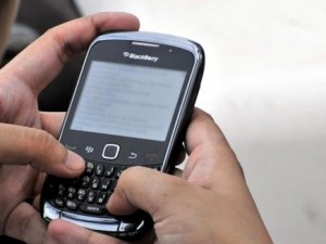 سعودي يطلب الزواج بإرسال "sms" لوالد فتاة أحلامه