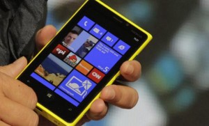 تحالف مايكروسوفت ونوكيا وهواتف بنظام ويندوز 8