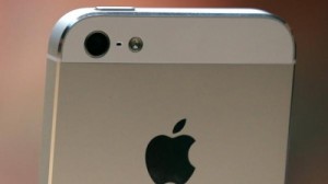 ضربة موجعة لأبل:هاكر يكسر حماية اي فون 5 بعد 12 ساعة من طرحه في الاسواق