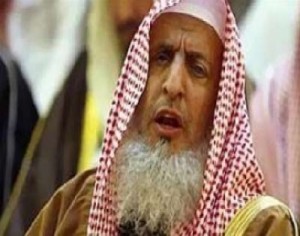 مفتي السعودية يفتي بعدم جواز التظاهر ردا على الاساءة للنبي