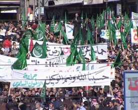 الاخوان يدفعون إلى الصدام بين أبناء الوطن بأسلحة الفتاوى والتحريض