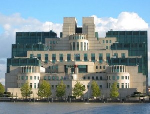 مطلوب جواسيس للعمل لدى بريطانيا!