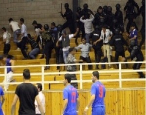 6 إصابات بشغب بعد مباراة العربي والكتة