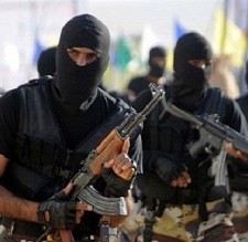 مجموعات مسلحه تقطع الطريق وتسلب المواطنين على طريق البحر الميت