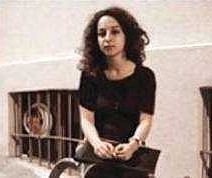 لبنى مرعي: والدي شارك في قتل أمي بسبب ولائه لبشار الأسد