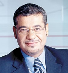 مذيع صدى الملاعب مصطفى الآغا : خسرت بيتي وأقاربي في مخيم اليرموك