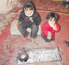 عائلات سعودية تعيش على صدقات أردنيين - صور