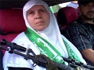 "خنساء فلسطين" في ذمة الله