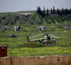 جندي منشق يقتل قائد مطار منغ العسكري و9 طيارين علويين .. فيديو