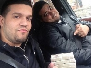 سطو" كالسحر على مصرفين بالخليج وملايين اختفت برشاقة