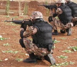 التحقيقات تكشف : لهذه الاسباب حاول سورين تهريب الزي العسكري الاردني لسوريا