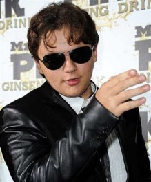 مفاجآت من العيار الثقيل حول وفاة مايكل جاكسون