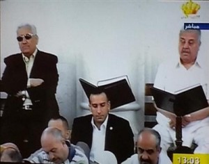 خطيب مسجد الملك الحسين يدعو الحكومة الى سحب خطوط ( النت ) من البيوت