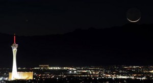 هل نصوم 28 يوما!!.. السعودية تدعو لالتماس هلال "العيد" الثلاثاء