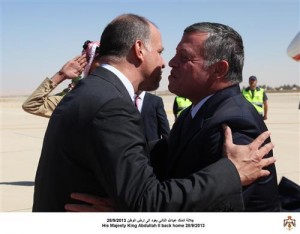 الملك يعود الى ارض الوطن