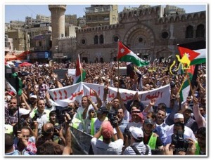 الحراك : لا لتدوير المناصب بين الفاسدين..!!