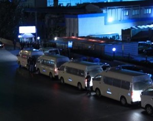 صحفيو وعاملو الرأي يضربون الاثنين