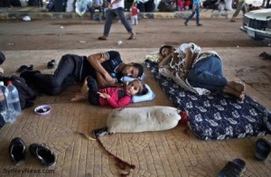 الأردن لـ "السوريين": لستم لاجئين عودوا من حيث أتيتم