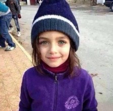 موناليزا سوريا تبيع العلكة في شوارع عمّان