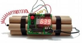 نسي ضبط القنبلة على التوقيت الصيفي.. فانفجرت بوجهه