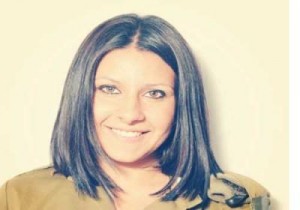 دينا أول فتاة مصرية بالجيش الإسرائيلي - فيديو