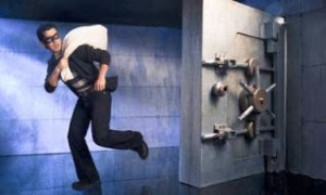 أشهر 7 عمليات سرقة حيرت العالم كله !!