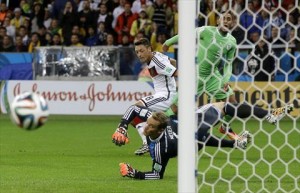 الجزائر تخسر امام المانيا وتسجل مباراة للتاريخ (صور)