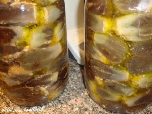 بالتفاصيل ..حل لغز تهريب مخدرات بعلب "مقدوس"