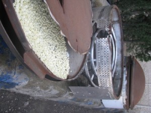 بالصور...ضبط 40 ألف حبة مخدرة داخل صاجات صناعة الخبز والقاء القبض على المتورطين