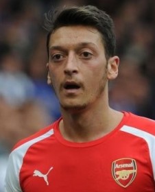 مسعود أوزيل يريد ترك ارسنال