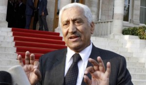 النسور يكرر تعميمه للمسؤولين .."لا سفر إلا بموافقتي"