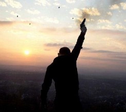 الأسلوب الأمني الجديد لمواجهة "رصاص الفرح" ينجح .. استدعاء عريس ووالده يقود لمطلق رصاص