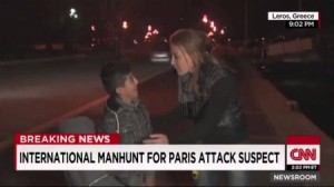 بالفيديو.. مراسلة “سي إن إن” تفاجئ الملايين بقطع تقريرها للتحدث مع طفل لاجئ بالعربية