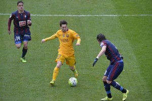 أكثر 10 أهداف سجلها ميسي بسيطرة لا تصدق... شاهد الفيديو