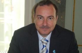 مقرب للاسد يكشف لغز الانسحاب الروسي المفاجىء