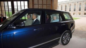 من هي الشخصية التي رافقها اوباما بــ سيارة غير مصفحة فجعل منها حالة استثنائية